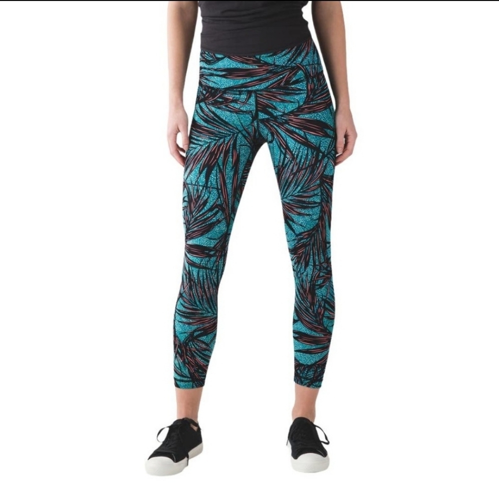 Lululemon Palm Tofino Legging